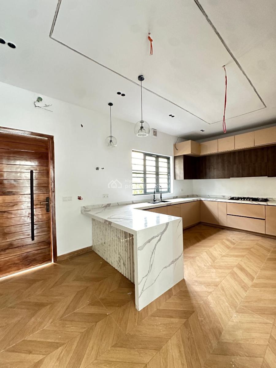 Luxury 4 Bedroom on 500 Sqms, Chevron, Lekki, Lagos, Detached Duplex for Sale
