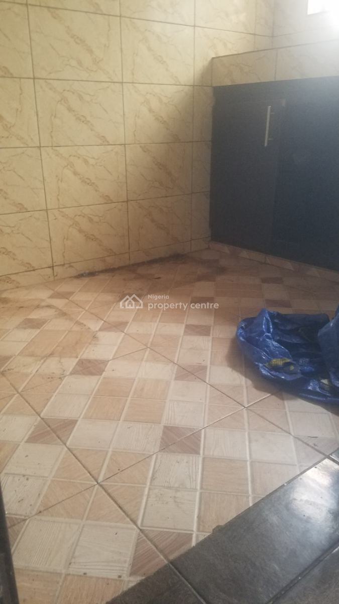 Roomself Contain Upstairs Video Available, Westwood Estate, Badore, Ajah, Lagos, Self Contain (single Rooms) for Rent
