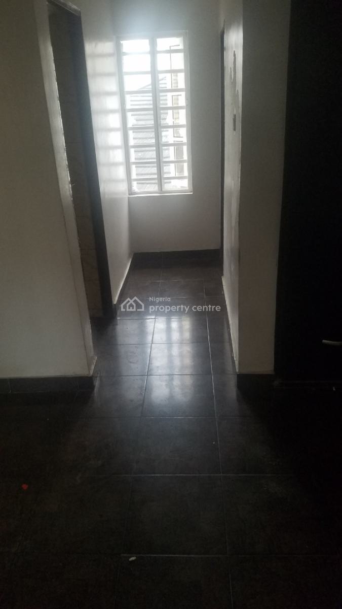 Roomself Contain Upstairs Video Available, Westwood Estate, Badore, Ajah, Lagos, Self Contain (single Rooms) for Rent