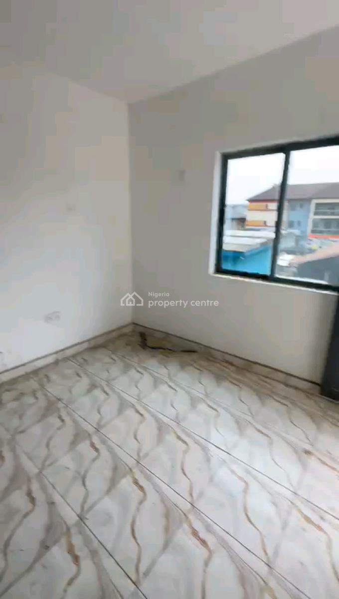 a Newly Built and Standard Room Self Contain, Upstairs with Screeded Wa, Off Shipeolu Road, Shomolu, Lagos, Self Contain (single Rooms) for Rent