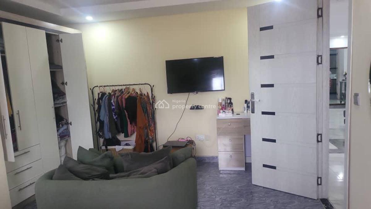 Modern 2-bedroom Luxury Apartment in a Secure, Peaceful High-growth, Lekki, Lagos, Flat / Apartment for Sale
