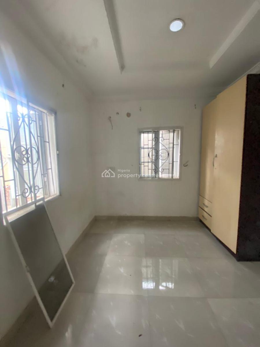 2 Bedrooms and Parlour, Peace Land Estate, Ogombo, Ajah, Lagos, Flat / Apartment for Rent