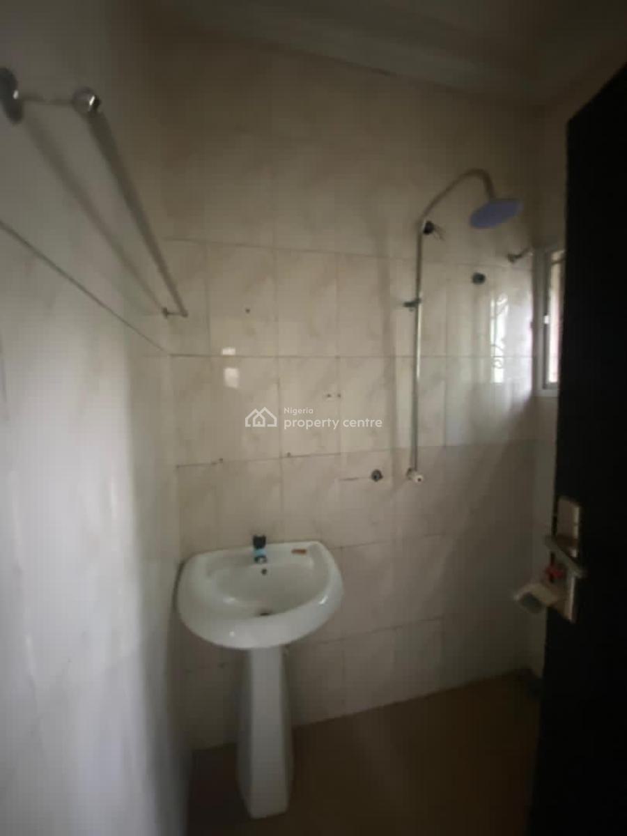 2 Bedrooms and Parlour, Peace Land Estate, Ogombo, Ajah, Lagos, Flat / Apartment for Rent