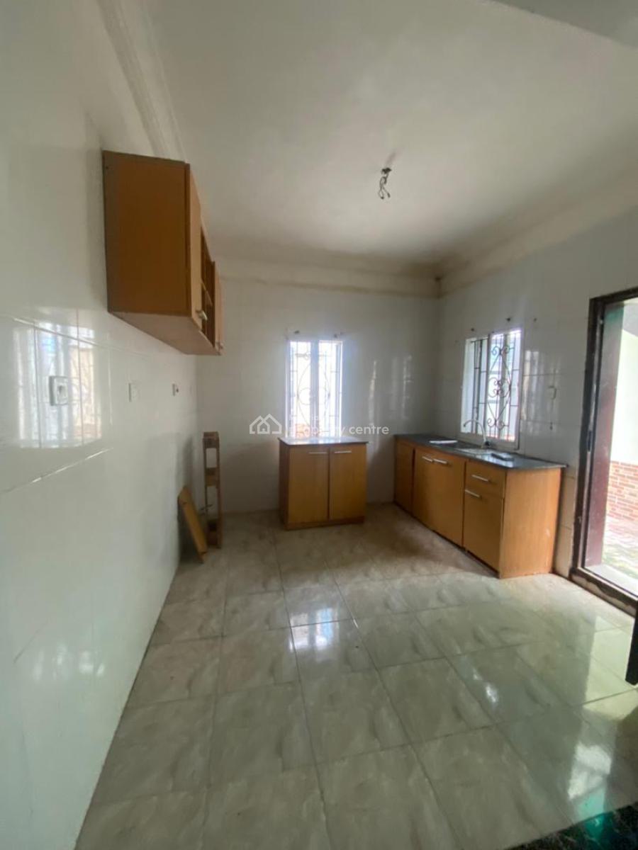 2 Bedrooms and Parlour, Peace Land Estate, Ogombo, Ajah, Lagos, Flat / Apartment for Rent