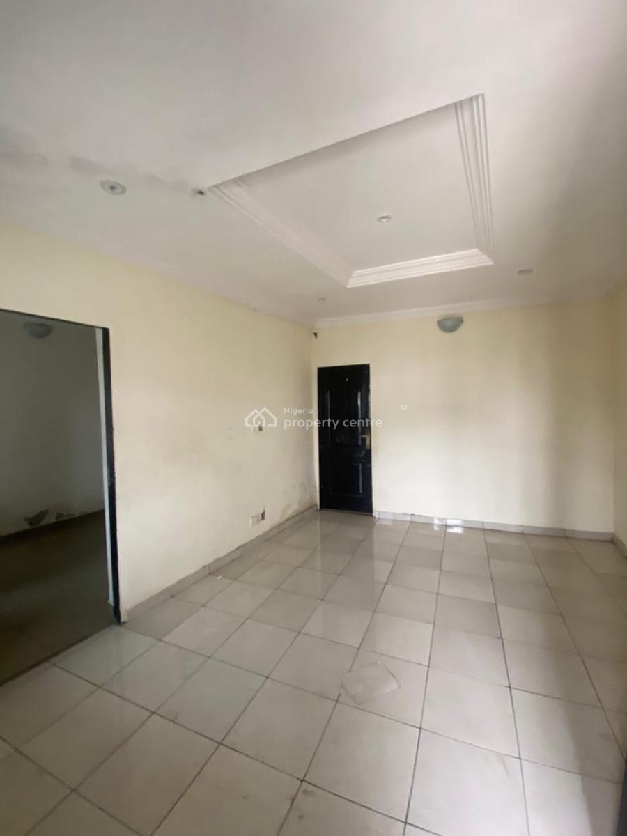 Affordable Room and Palour (upstairs), Peace Land Axis, Ogombo, Ajah, Lagos, Mini Flat (room and Parlour) for Rent