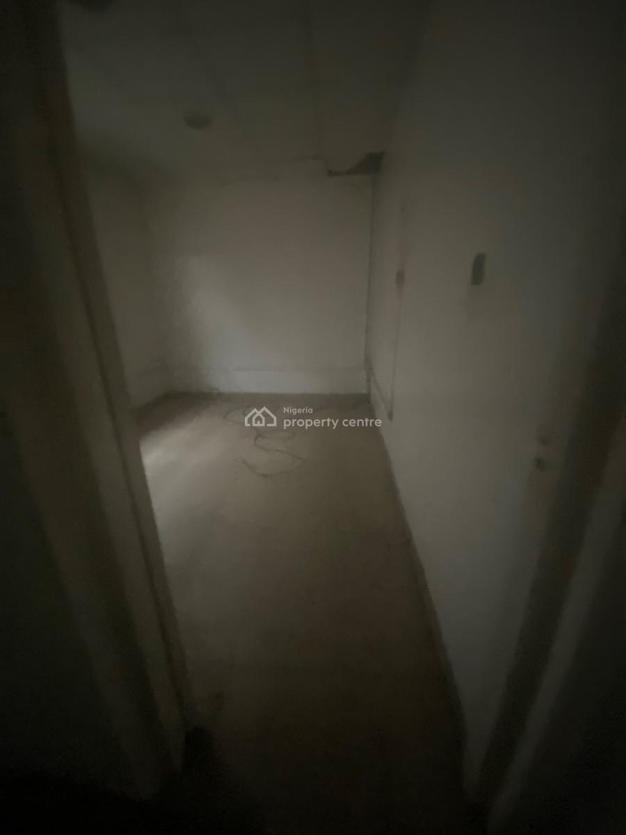 8 Bedroom Bungalow, Gbajumo Crescent, Surulere, Lagos, House for Rent