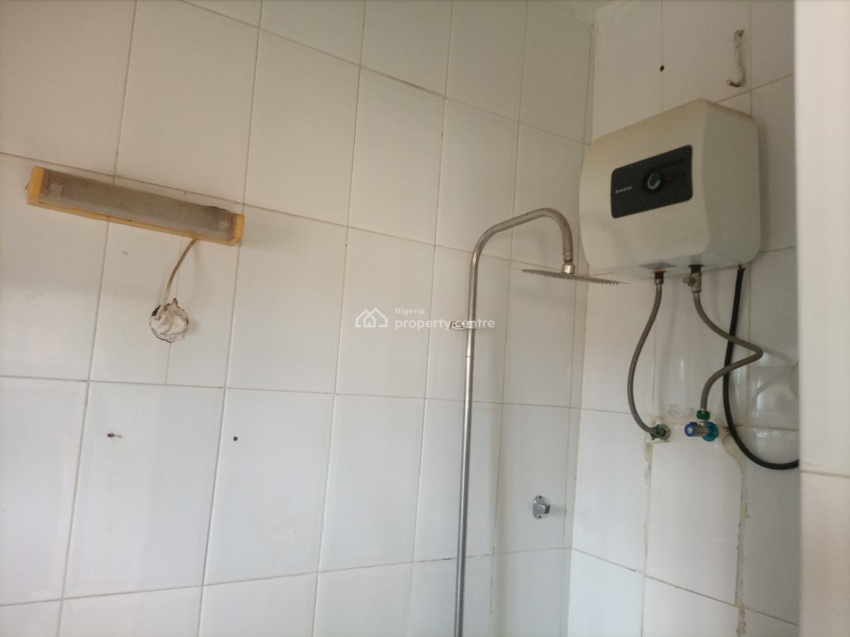 Spacious Room and Parlour(onebedroom), 3rd Avenue, Gwarinpa, Abuja, Mini Flat (room and Parlour) for Rent