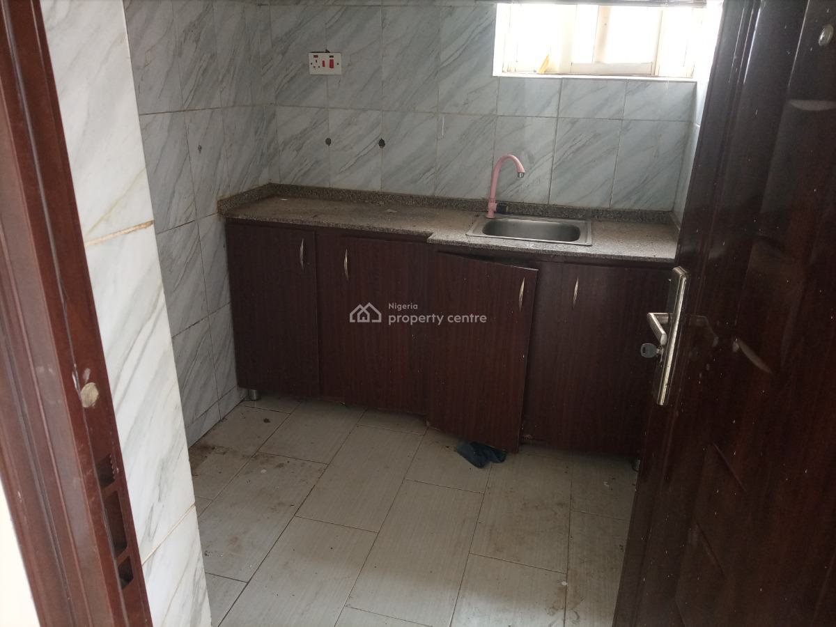 Spacious Room and Parlour(onebedroom), 3rd Avenue, Gwarinpa, Abuja, Mini Flat (room and Parlour) for Rent