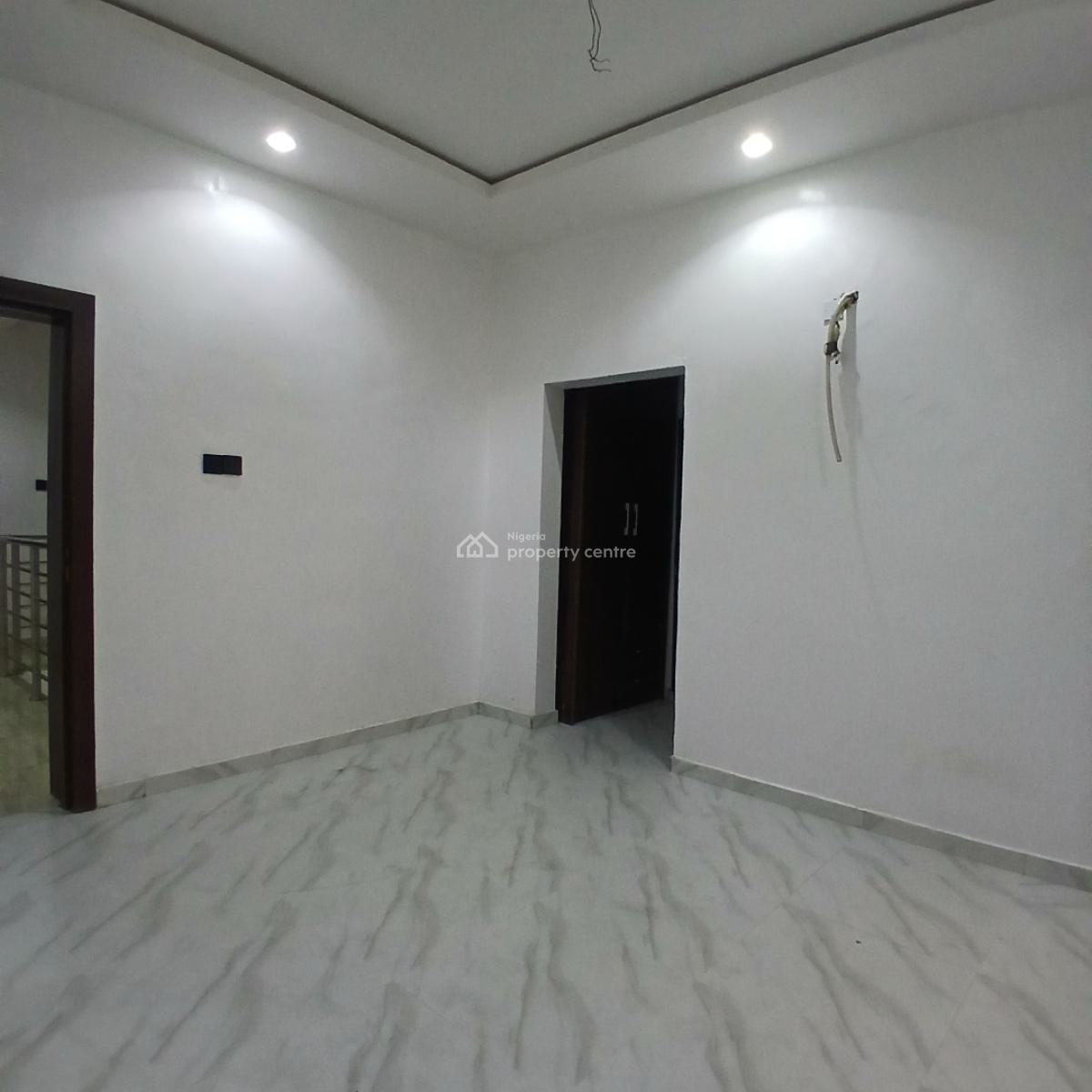 4 Bedroom Terrace Duplex with Bq, Gbagada, Lagos, Terraced Duplex for Sale