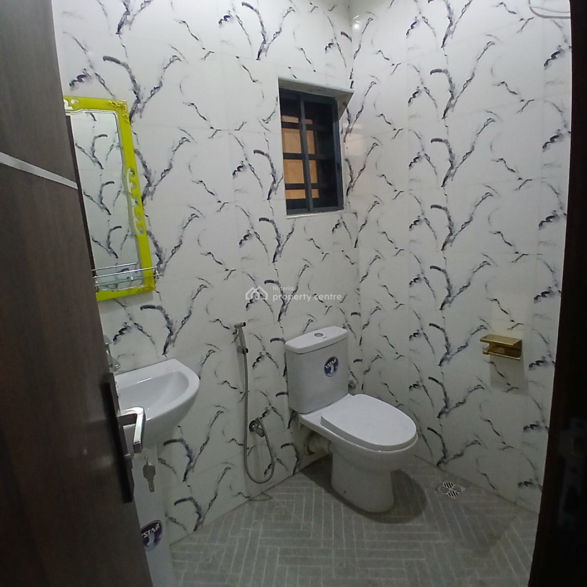 4 Bedroom Terrace Duplex with Bq, Gbagada, Lagos, Terraced Duplex for Sale