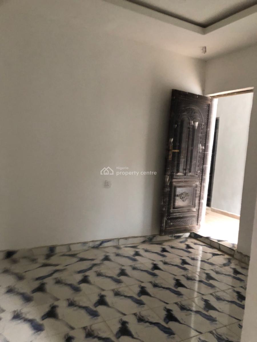 Newly Built Standard Roomself with Water Heater, Kitchen Cabinets, Shomolu, Lagos, Self Contain (single Rooms) for Rent
