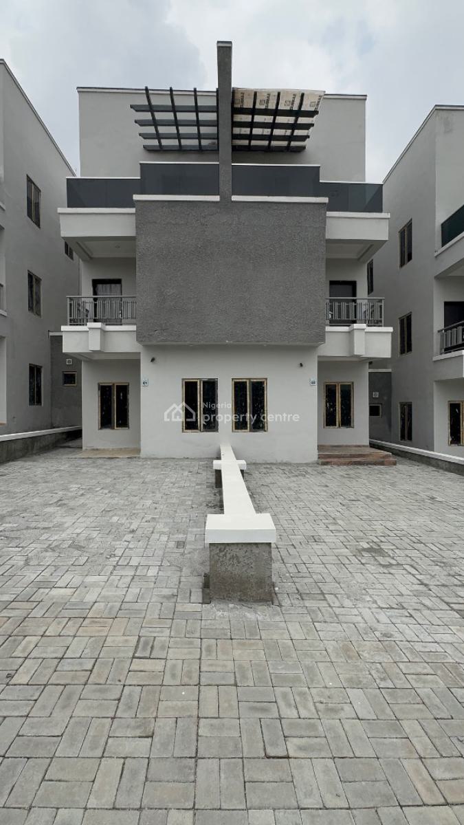 Newly Finished  Serviced Brand-new Luxury 4bedroom Duplex with Bq, Guzape, Guzape District, Abuja, Semi-detached Duplex for Rent