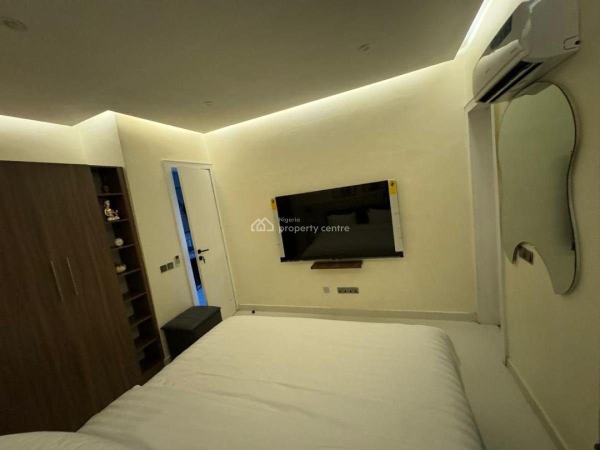 2 Bedrooms Fully Furnished Apartment with  Pool, Gym and Elevator, Ikate Elegushi, Lekki, Lagos, Flat / Apartment for Sale