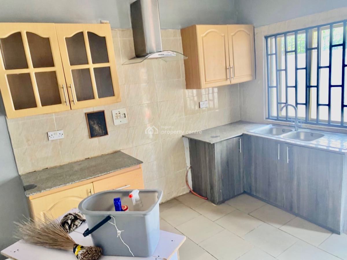 Smart 3 Bedroom Apartment Downstairs, Behind Blenco, Sangotedo, Ajah, Lagos, Flat / Apartment for Rent