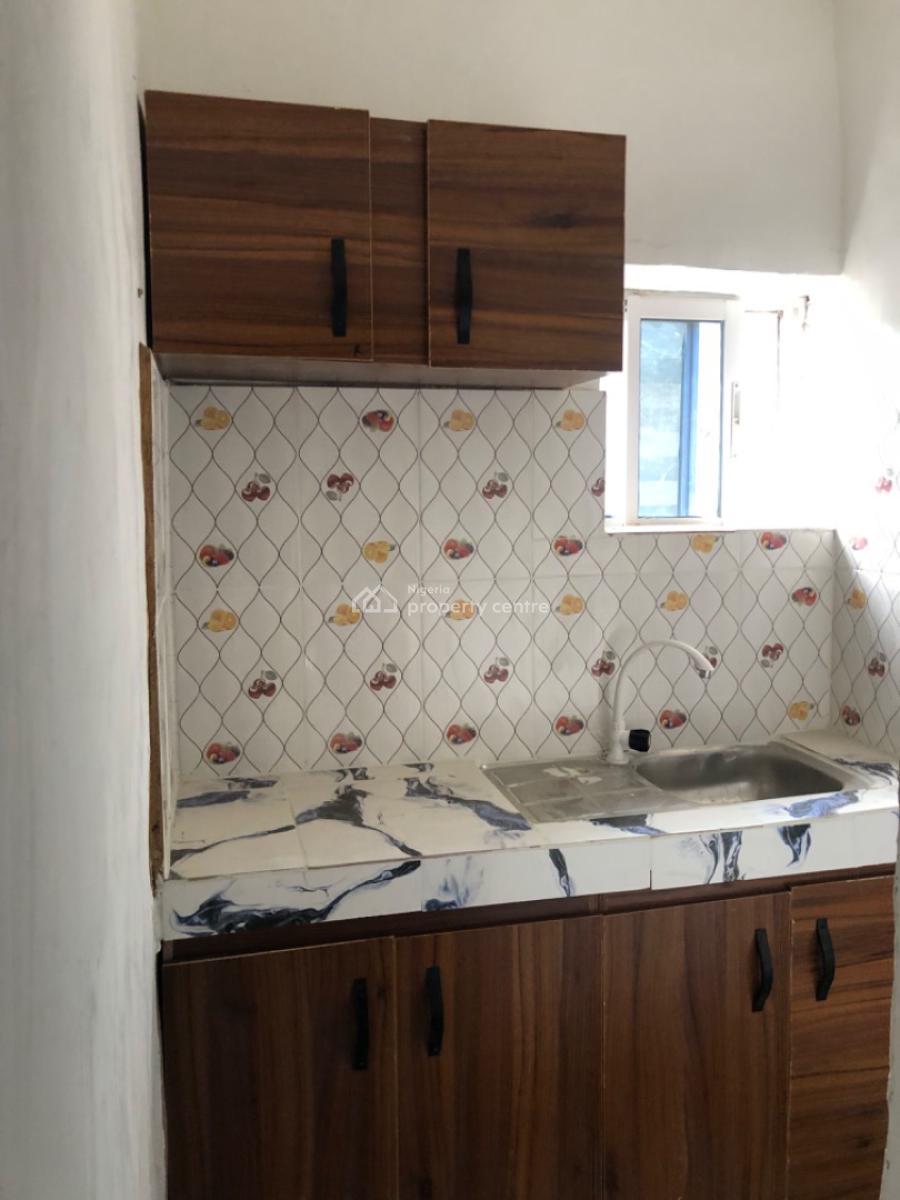 Newly Built Spacious Roomself with Water Heater Kitchen Cabinets, Shomolu, Lagos, Self Contain (single Rooms) for Rent
