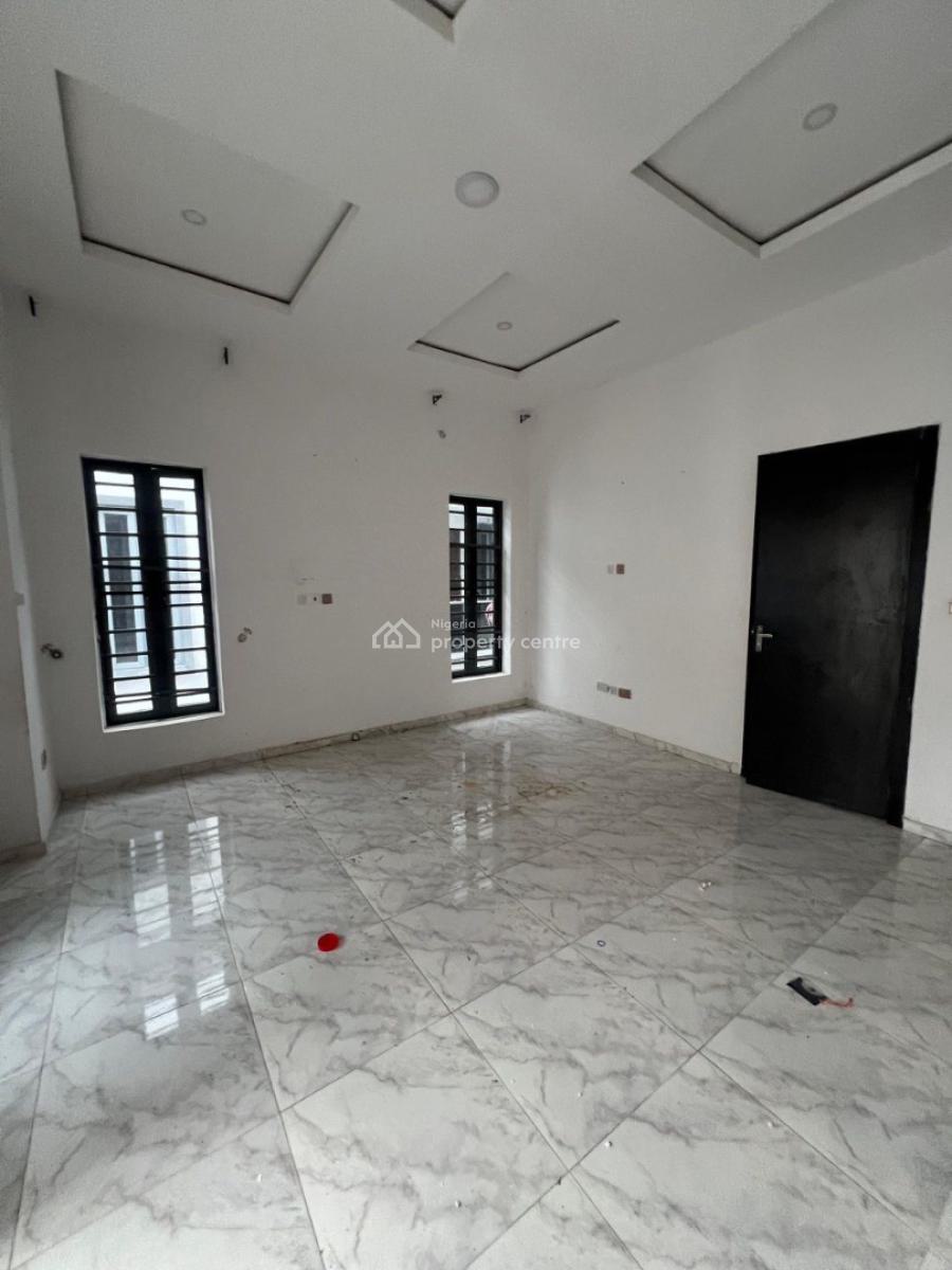 Standard and Massive Master Bedroom, Shared Apartment, Orchid Road ,royal Pine Estate, Lekki, Lagos, Self Contain (single Rooms) for Rent