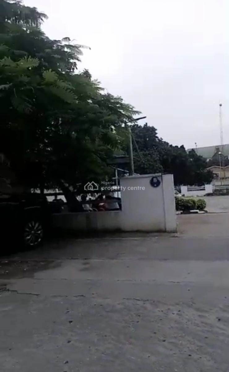 4 Storey Building Plaza, Area 11, Garki, Abuja, Plaza / Complex / Mall for Sale