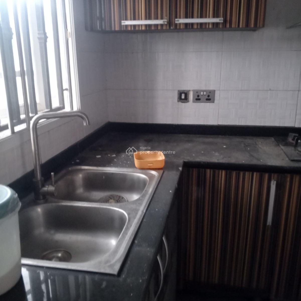 Luxury 3 Bedrooms Terrace with a Bq, Ikota, Lekki, Lagos, Terraced Duplex for Rent