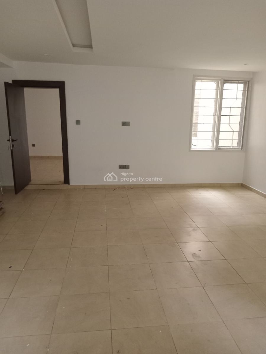 a Well-built Serviced 4 Bedrooms Terraced Duplex + 1 Bq, Guzape District, Abuja, Terraced Duplex for Rent