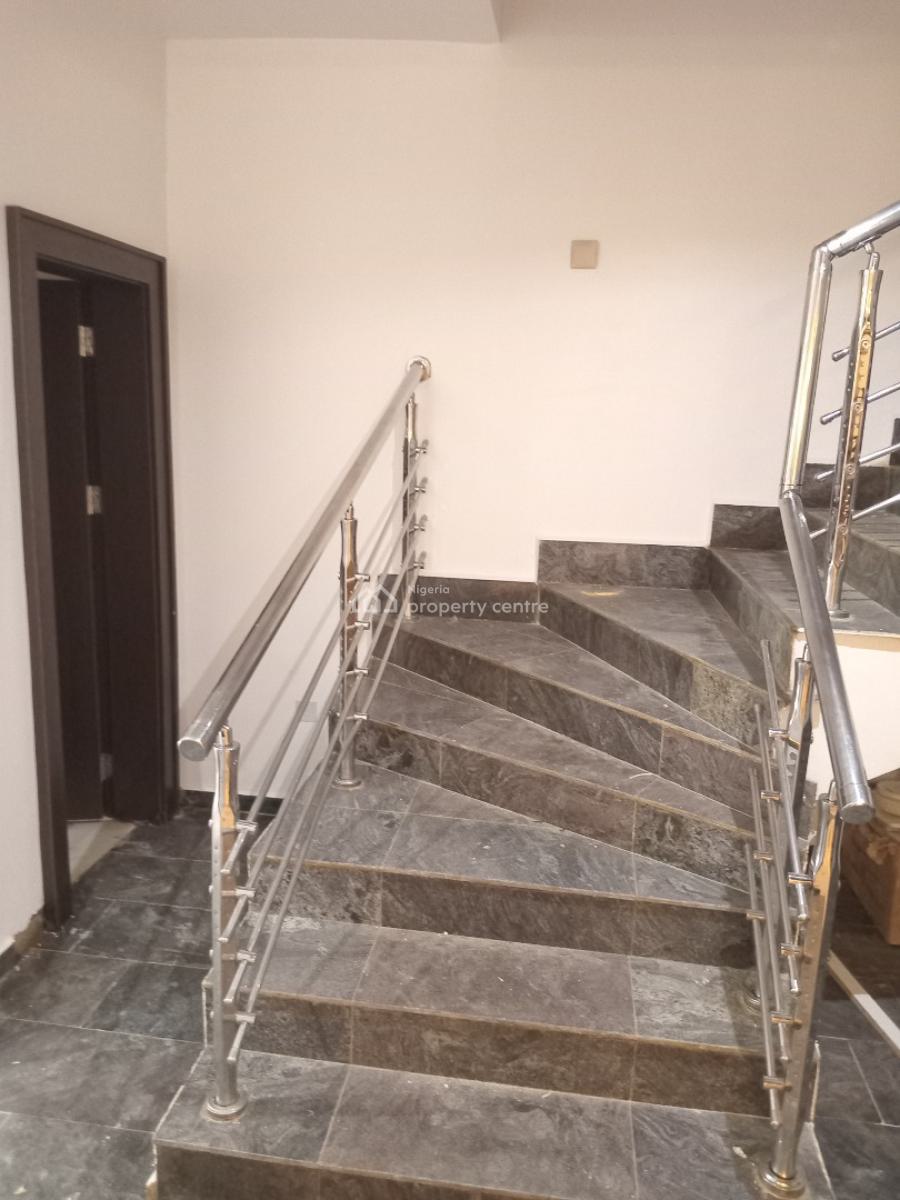 a Well-built Serviced 4 Bedrooms Terraced Duplex + 1 Bq, Guzape District, Abuja, Terraced Duplex for Rent
