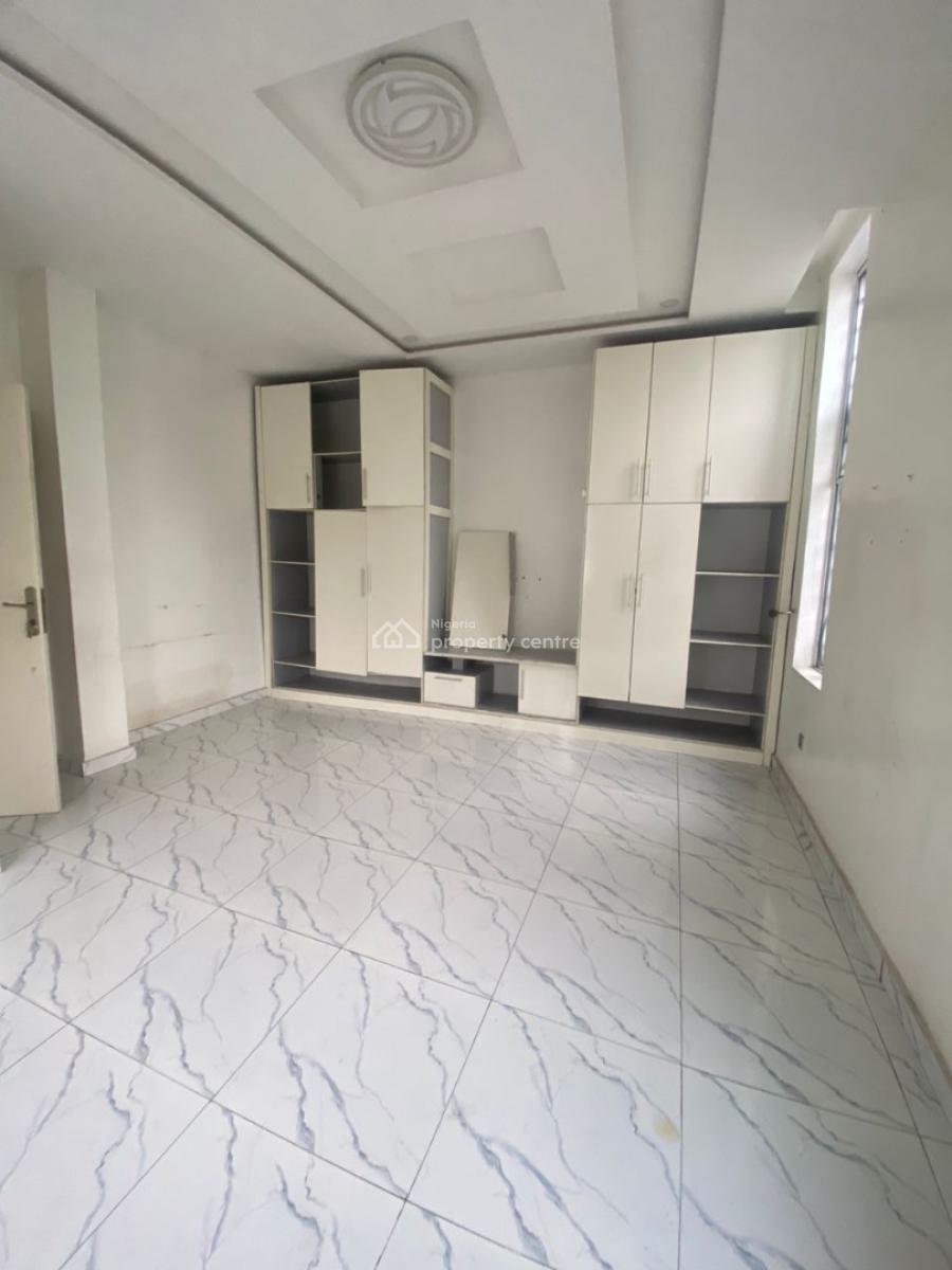 Well Built 3 Bedrooms Apartment, Osapa, Lekki, Lagos, Flat / Apartment for Rent
