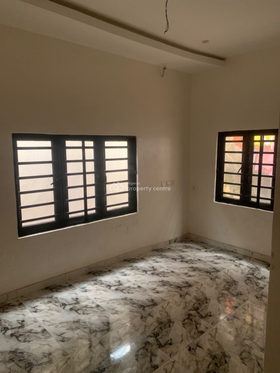 Luxury 2 Bedrooms Flat, Gra Phase 1, Magodo, Lagos, Flat / Apartment for Rent