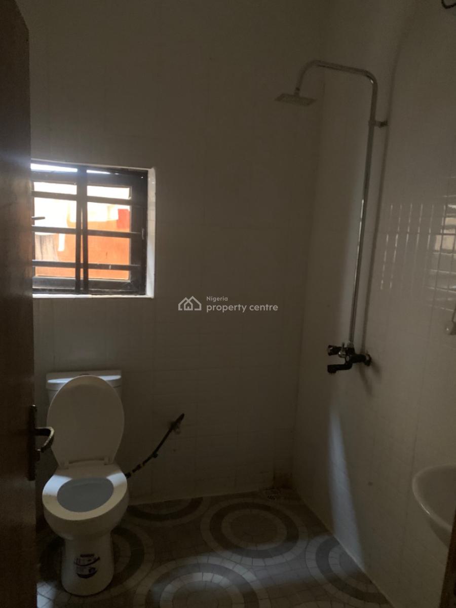 Luxury 2 Bedrooms Flat, Gra Phase 1, Magodo, Lagos, Flat / Apartment for Rent