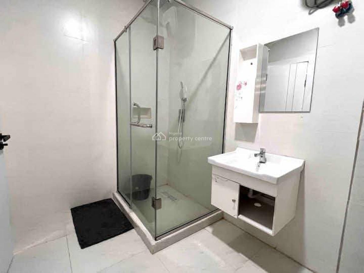 Spacious 3 Bedroom Apartment + Mini Bq, Ikate Elegushi, Lekki, Lagos, Flat / Apartment for Sale