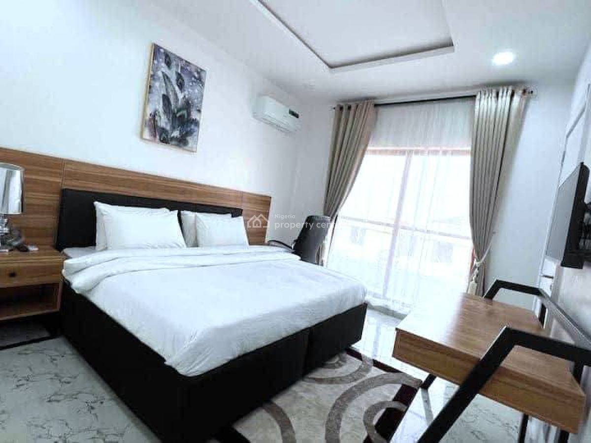 Spacious 3 Bedroom Apartment + Mini Bq, Ikate Elegushi, Lekki, Lagos, Flat / Apartment for Sale