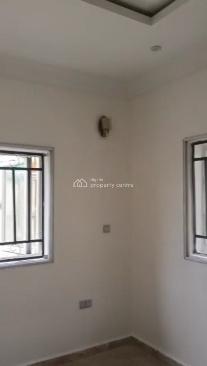 Well Maintained 2 Bedroom Apartment with Band a Light, Eleganza Gardens, Vgc Bus-stop, Vgc, Lekki, Lagos, Flat / Apartment for Rent