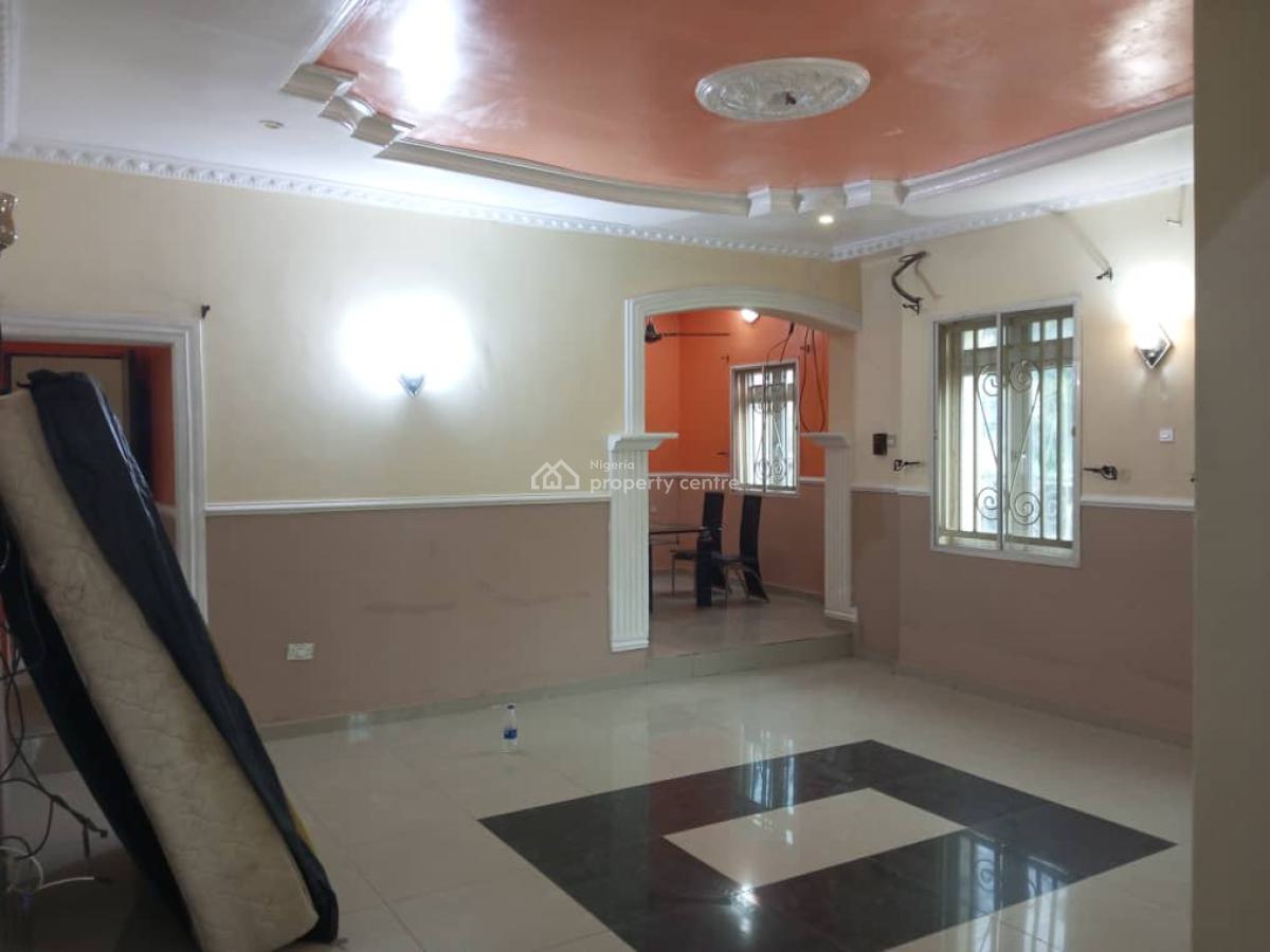3 Bedrooms Bungalow, Crd Cele Road, Fha (f.h.a), Lugbe District, Abuja, Detached Bungalow for Rent