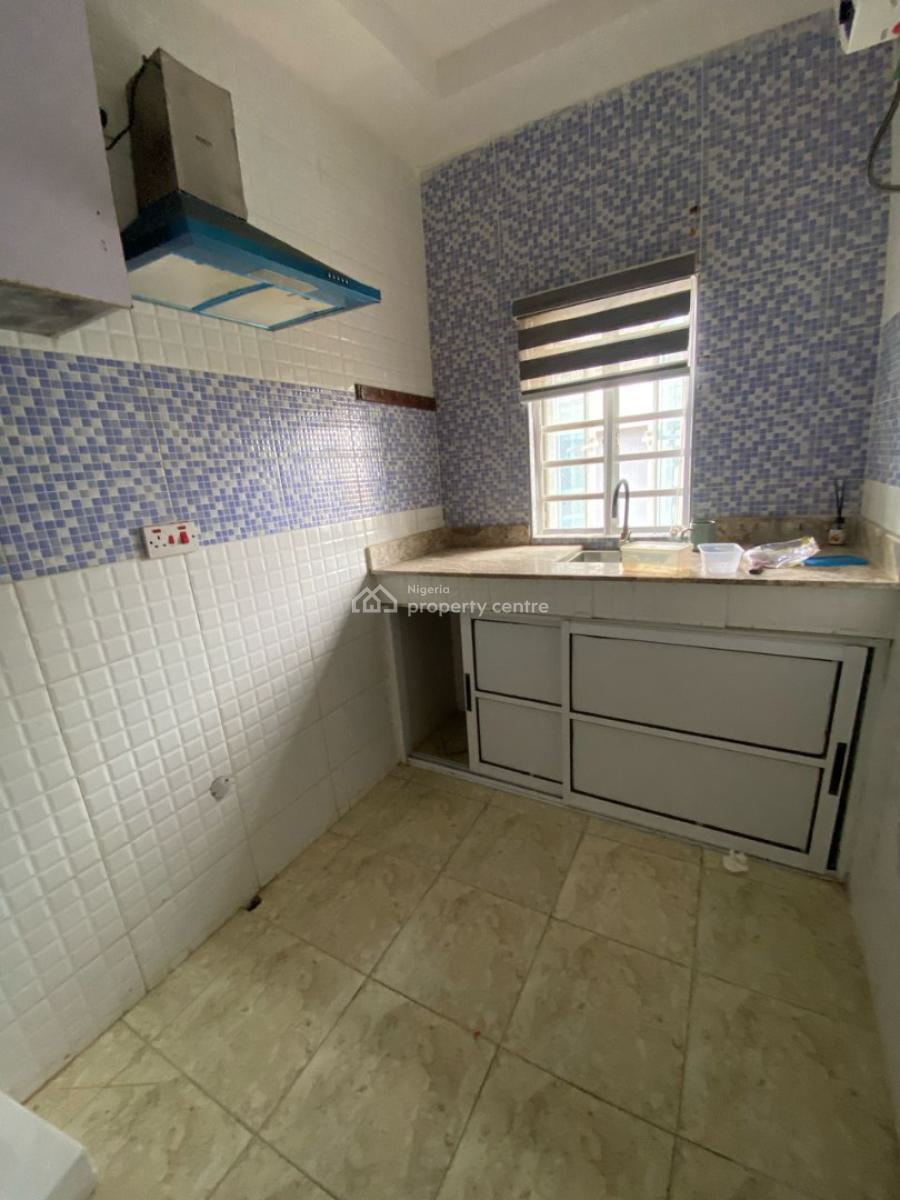 Lovely 2 Bedroom Apartment, New Road., Lekki, Lagos, Flat / Apartment for Rent