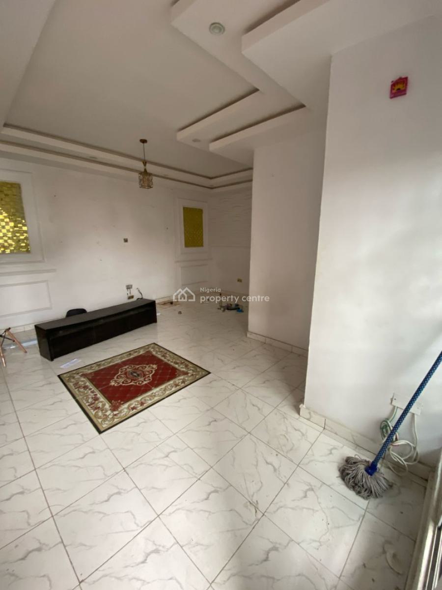 Lovely 2 Bedroom Apartment, New Road., Lekki, Lagos, Flat / Apartment for Rent