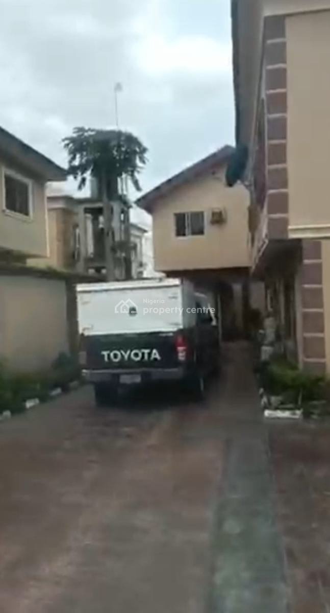 Solid 4 Bedroom Fully Detached Duplex with Bq, Gra Phase 2, Magodo, Lagos, Detached Duplex for Sale