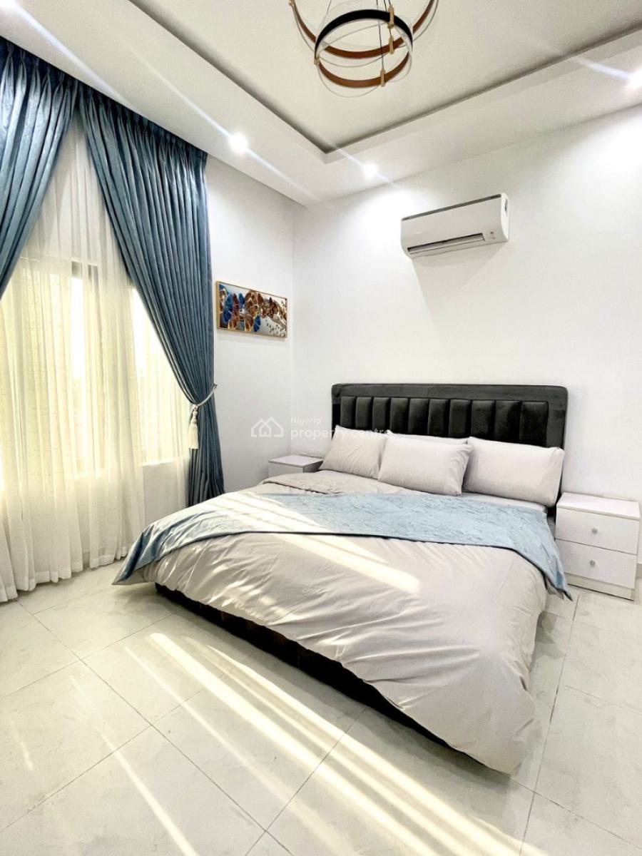 Brand New 2 Bedroom Apartment with Top-notch Amenities, Surulere, Lagos, Flat / Apartment Short Let