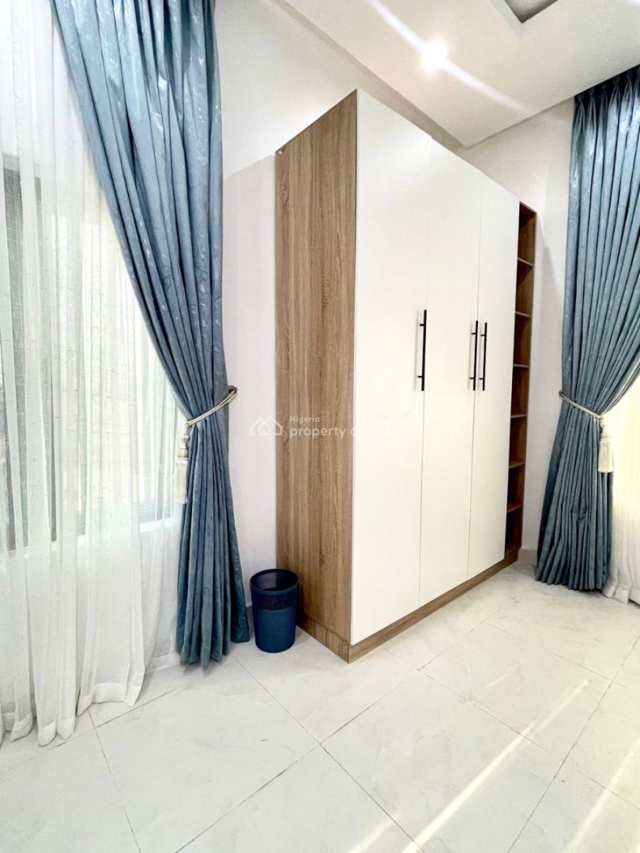 Brand New 2 Bedroom Apartment with Top-notch Amenities, Surulere, Lagos, Flat / Apartment Short Let