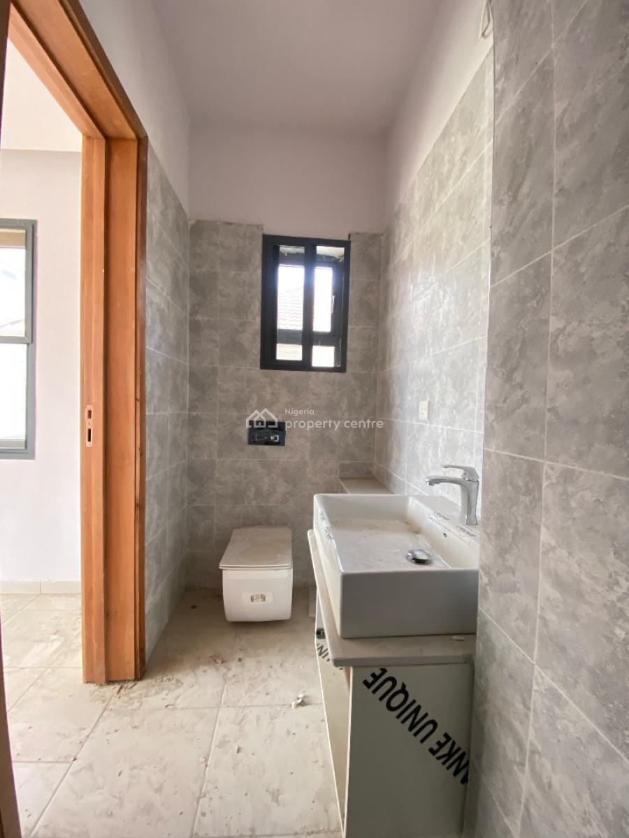 2 Bedroom Flat Apartment with Swimming Pool & Gym, Ologolo, Lekki, Lagos, Flat / Apartment for Sale