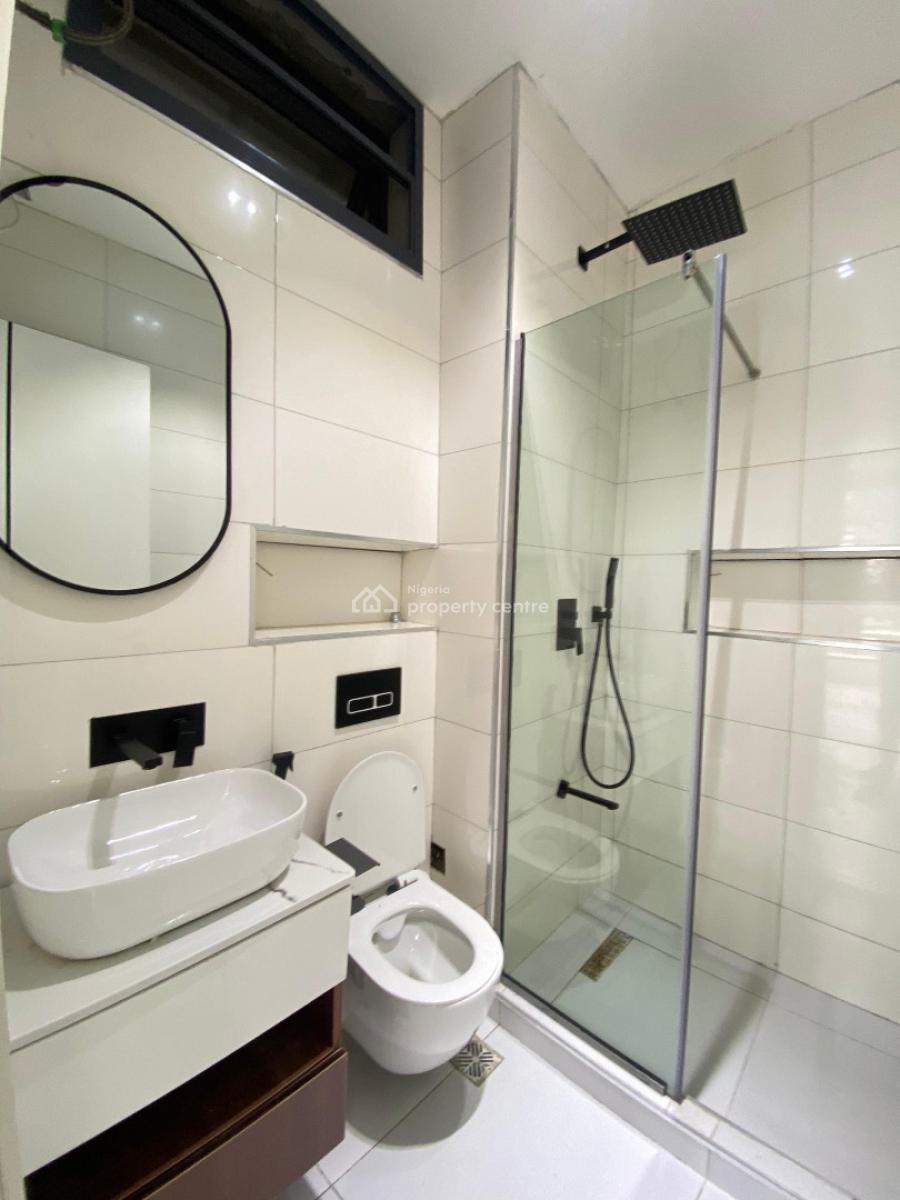 2 Bedroom Flat Apartment with Swimming Pool and Gym, Ologolo, Lekki, Lagos, Flat / Apartment for Sale