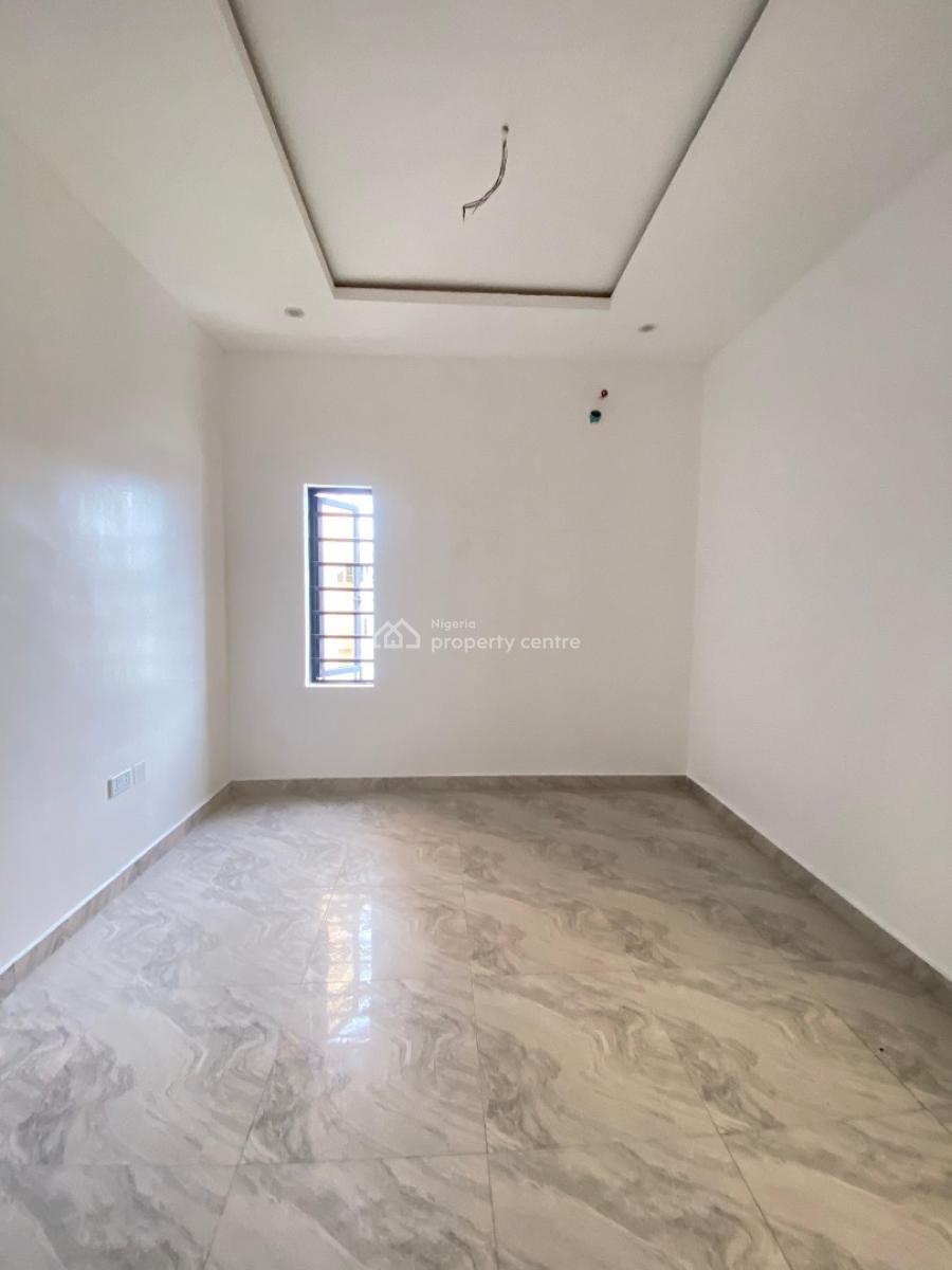 2 Bedroom Flat, Ologolo, Lekki, Lagos, Flat / Apartment for Sale
