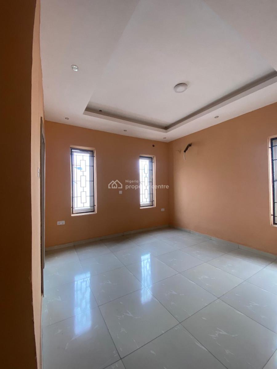 2 Bedroom Flat, Ologolo, Lekki, Lagos, Flat / Apartment for Sale
