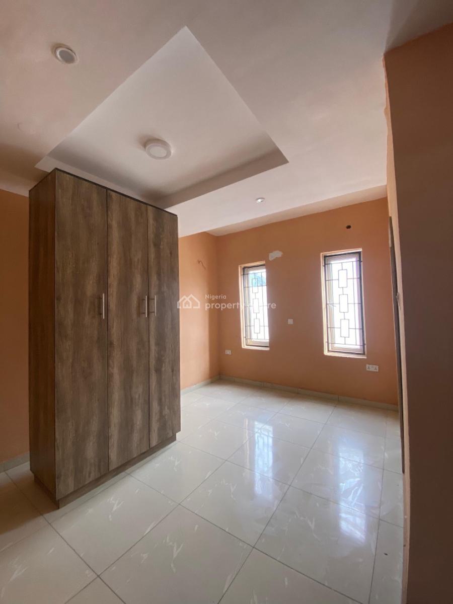 2 Bedroom Flat, Ologolo, Lekki, Lagos, Flat / Apartment for Sale