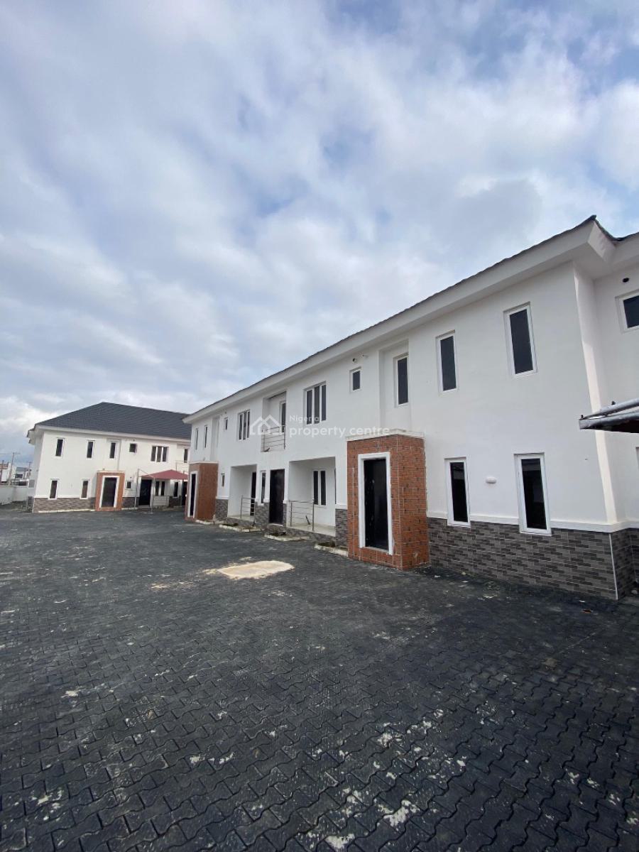 2 Bedroom Flat, Ologolo, Lekki, Lagos, Flat / Apartment for Sale