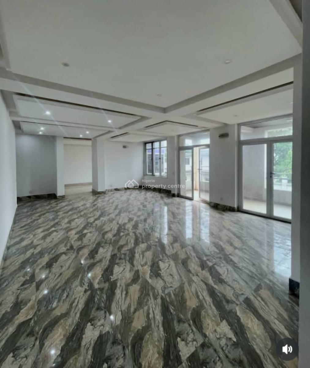 Spacious 3 Bedroom Apartment with Bq, Lekki Phase 1, Lekki, Lagos, Flat / Apartment for Rent