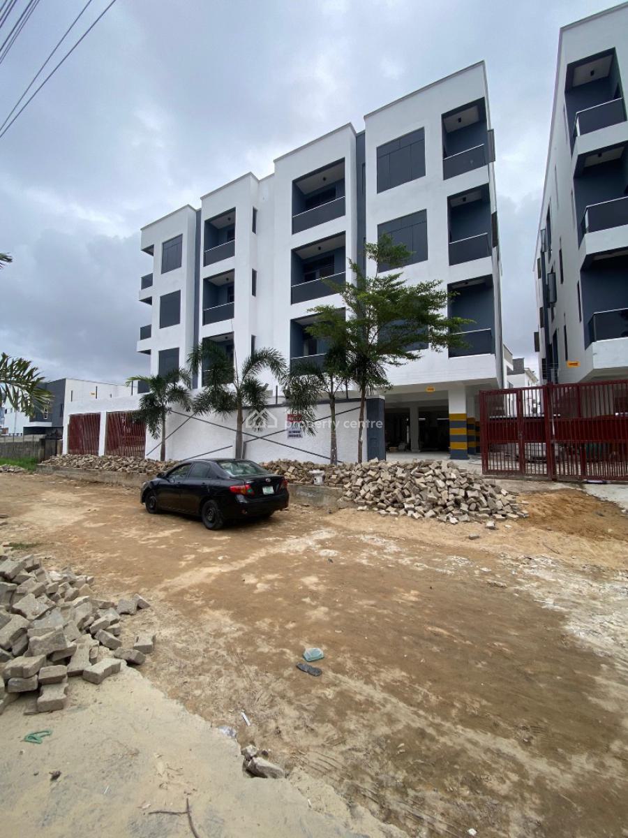 2 Bedroom Flat Apartment with Swimming Pool & Gym, Ologolo, Lekki, Lagos, Flat / Apartment for Sale