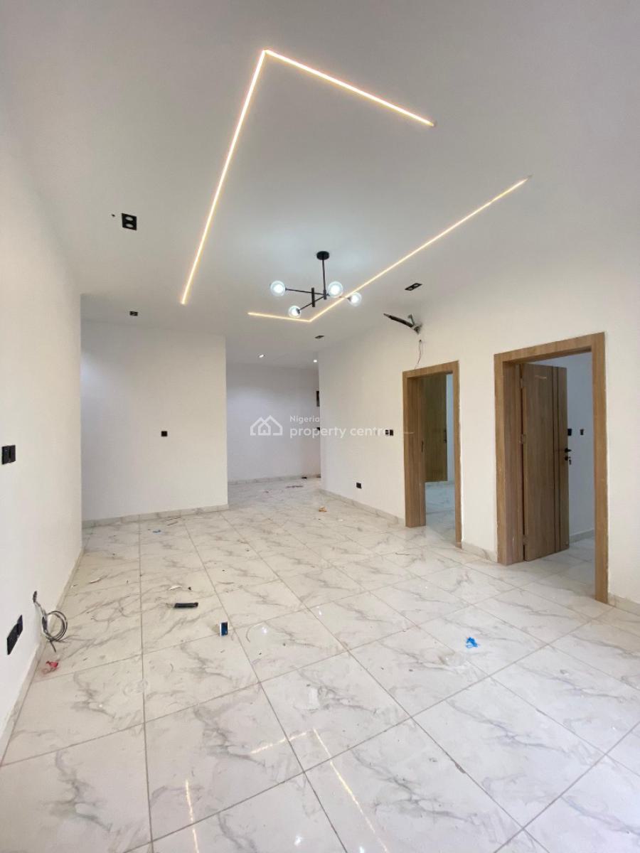 2 Bedroom Flat Apartment with Swimming Pool and Gym, Ologolo, Lekki, Lagos, Flat / Apartment for Sale