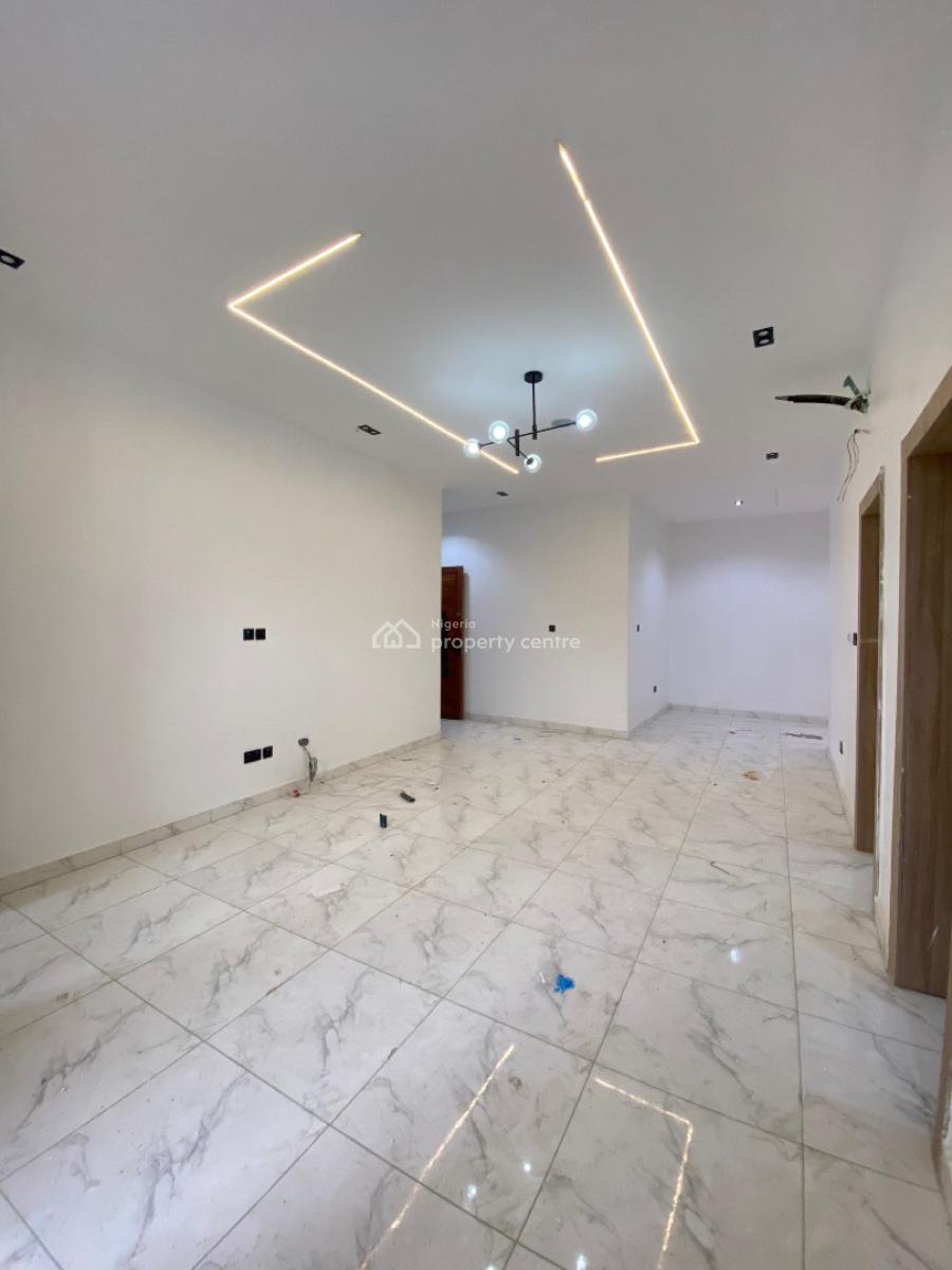 2 Bedroom Flat Apartment with Swimming Pool and Gym, Ologolo, Lekki, Lagos, Flat / Apartment for Sale
