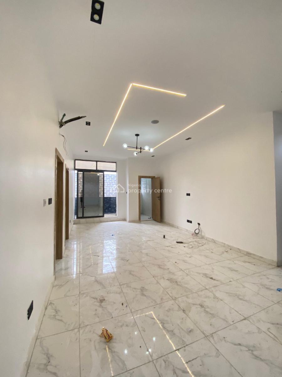 2 Bedroom Flat Apartment with Swimming Pool and Gym, Ologolo, Lekki, Lagos, Flat / Apartment for Sale
