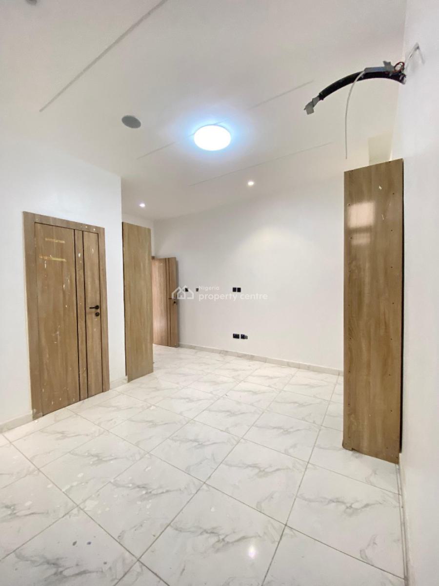 2 Bedroom Flat Apartment with Swimming Pool and Gym, Ologolo, Lekki, Lagos, Flat / Apartment for Sale