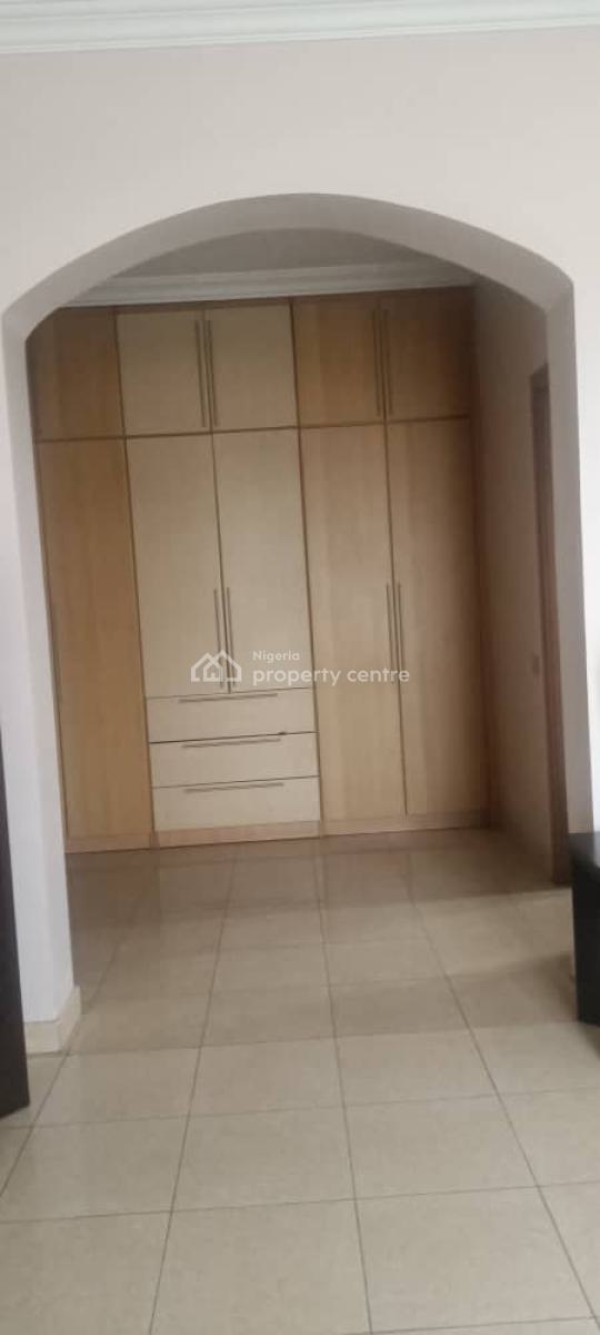 Spacious and Well Maintained 3-bedroom Apartment with Bq, Glover Road, Ikoyi, Lagos, Flat / Apartment for Sale