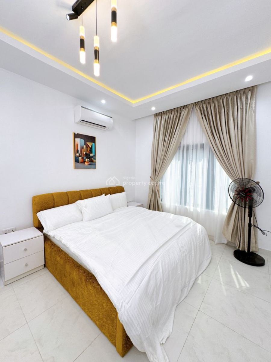 Tastefully Furnished 2 Bedroom Maisonette with Top-notch Amenities, Surulere, Lagos, Flat / Apartment Short Let